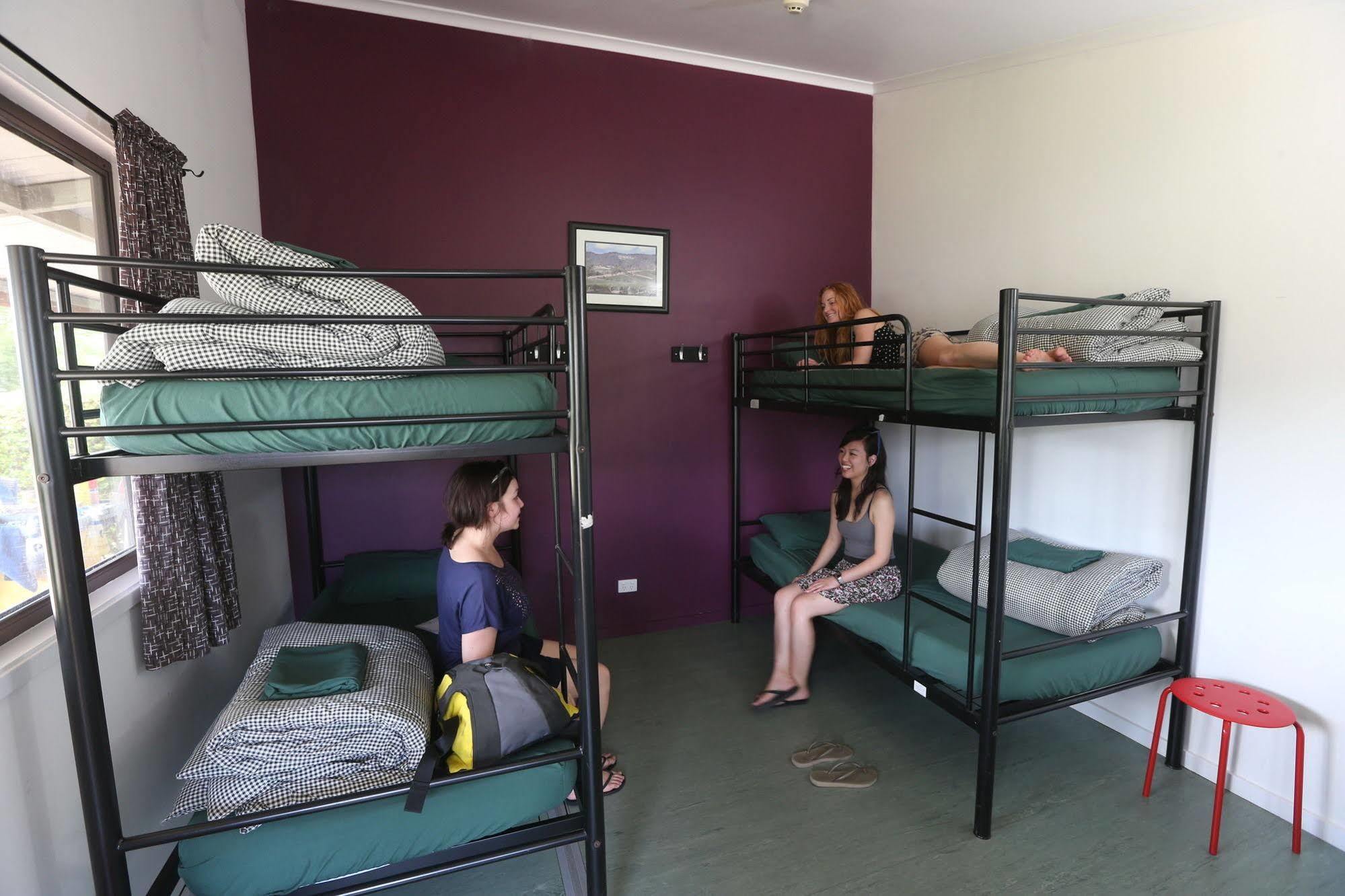 Hunter Valley Yha Hostel Cessnock Exterior photo