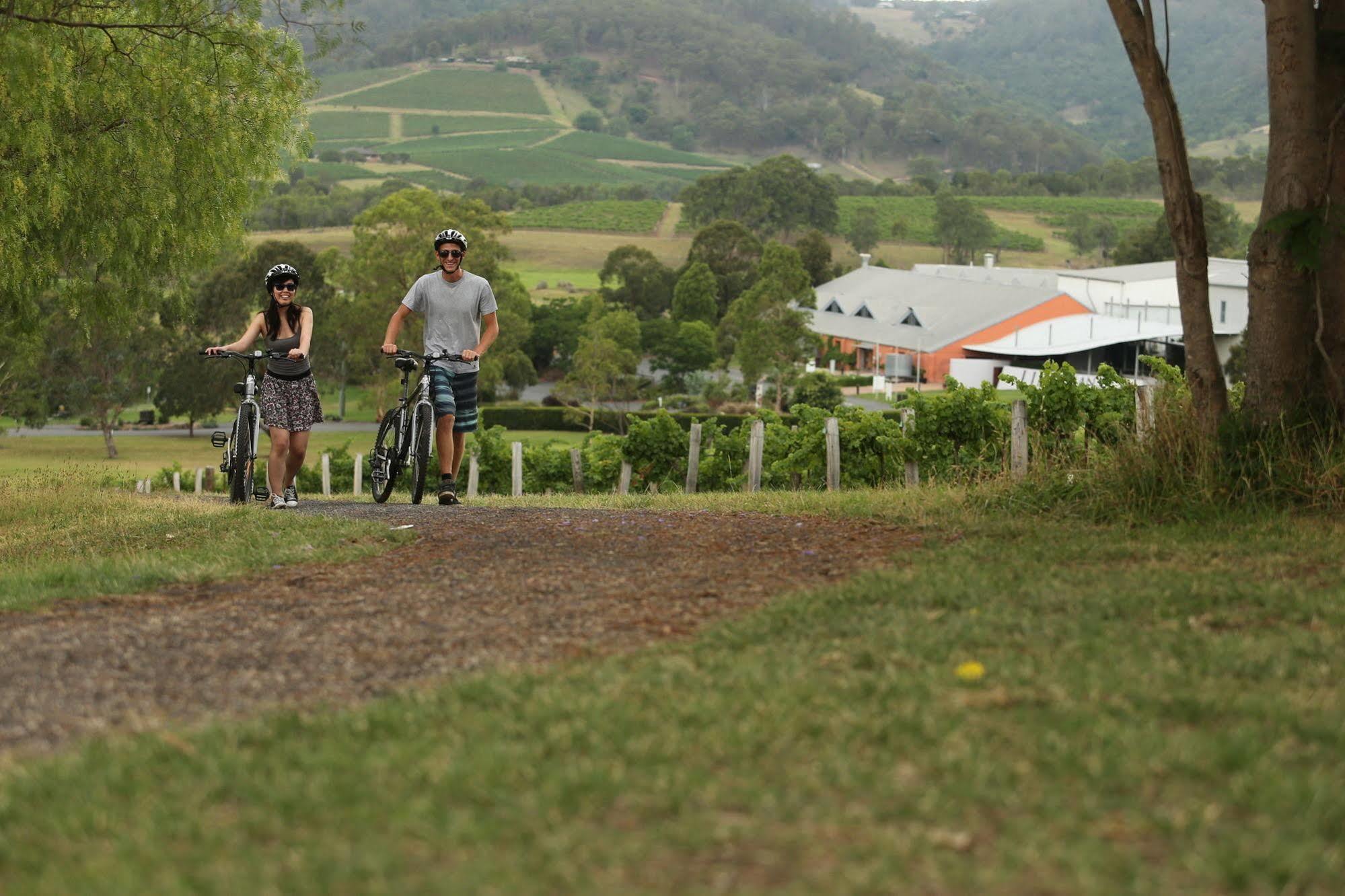 Hunter Valley Yha Hostel Cessnock Exterior photo